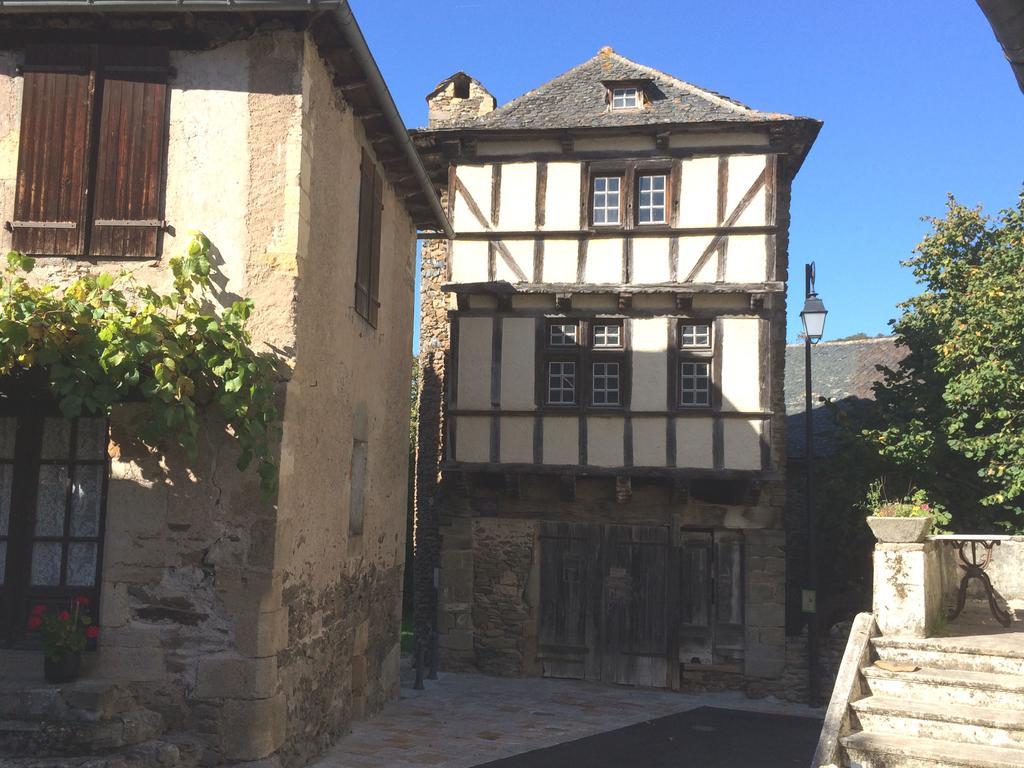 Bed and Breakfast Portail Haut Previnquieres Экстерьер фото