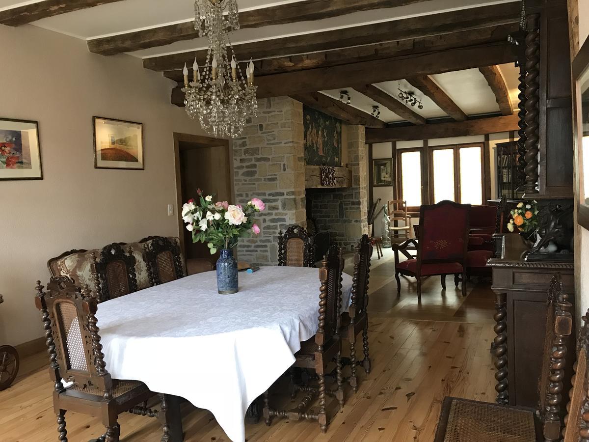 Bed and Breakfast Portail Haut Previnquieres Экстерьер фото