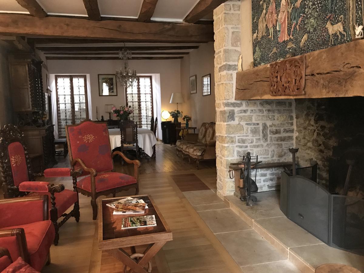 Bed and Breakfast Portail Haut Previnquieres Экстерьер фото