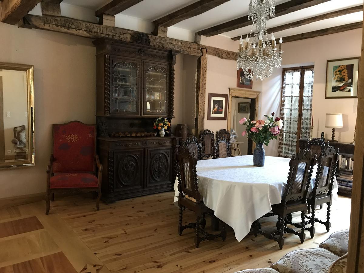 Bed and Breakfast Portail Haut Previnquieres Экстерьер фото