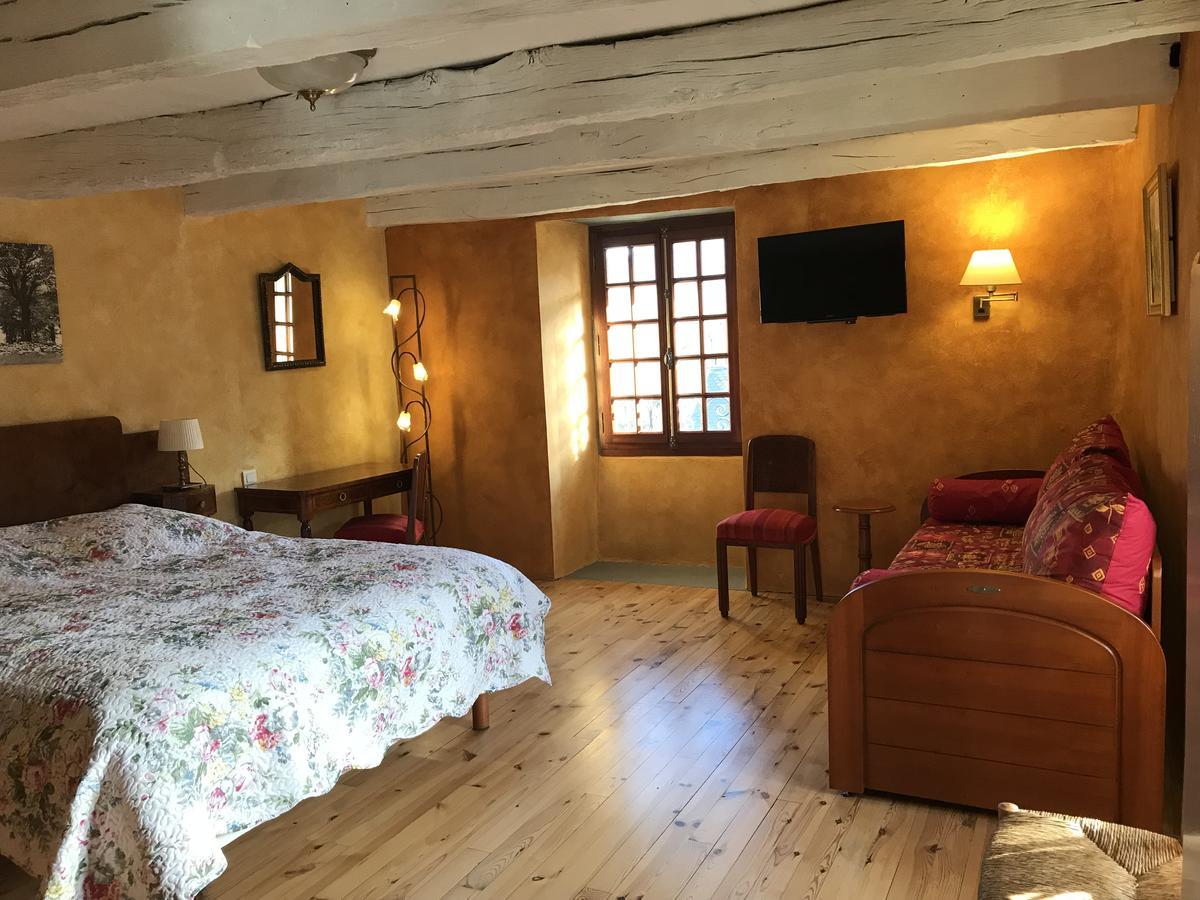 Bed and Breakfast Portail Haut Previnquieres Экстерьер фото